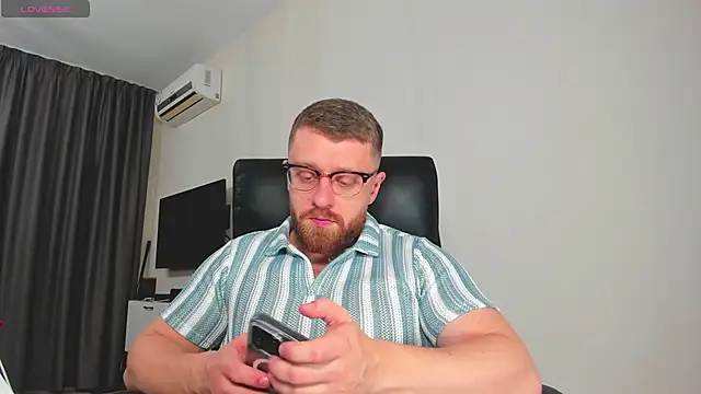 Findom guy online show from February 6, 6:44 pm