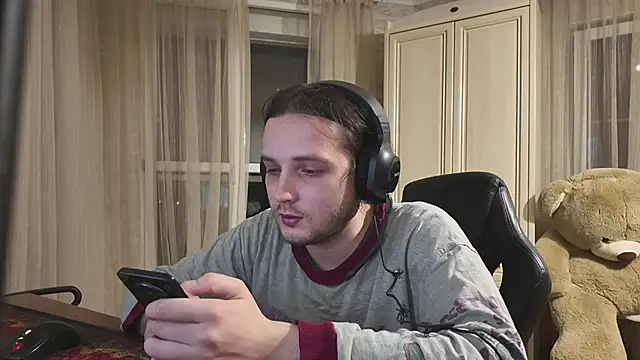 Snapshot of rabbitboyy chatting on January 8, 10:01 pm rabbitboyy online show from January 8, 10:01 pm