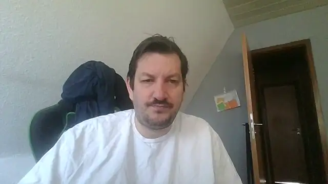 Snapshot of Golffahrer1982 chatting on March 4, 9:15 am Golffahrer1982 online show from March 4, 9:15 am