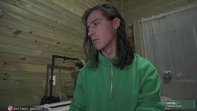 Snapshot of Antinoo_Gnothi chatting on February 28, 12:21 am Antinoo Gnothi online show from February 28, 12:21 am