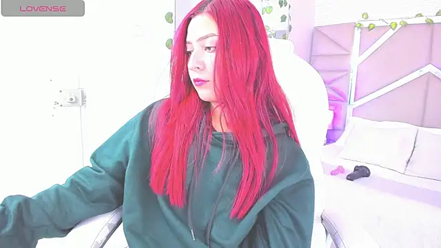 Snapshot of Zoe_Lennoxx chatting on January 3, 2:08 pm Zoe Lennoxx online show from January 3, 2:08 pm