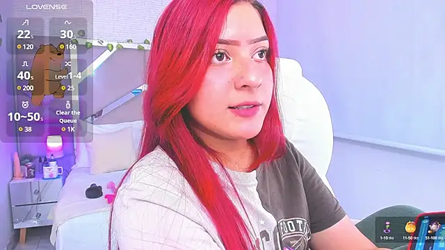 Snapshot of Zoe_Lennoxx chatting on January 15, 5:15 pm Zoe Lennoxx online show from January 15, 5:15 pm
