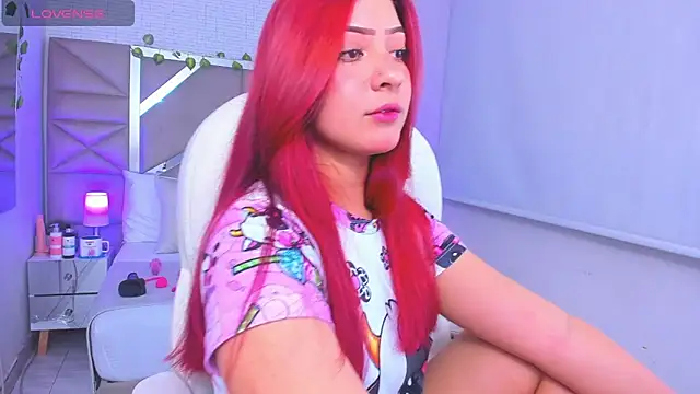Snapshot of Zoe_Lennoxx chatting on January 22, 1:42 pm Zoe Lennoxx online show from January 22, 1:42 pm