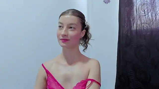 Snapshot of MiiaVolkova chatting on September 17, 4:52 pm MiiaVolkova online show from September 17, 4:52 pm