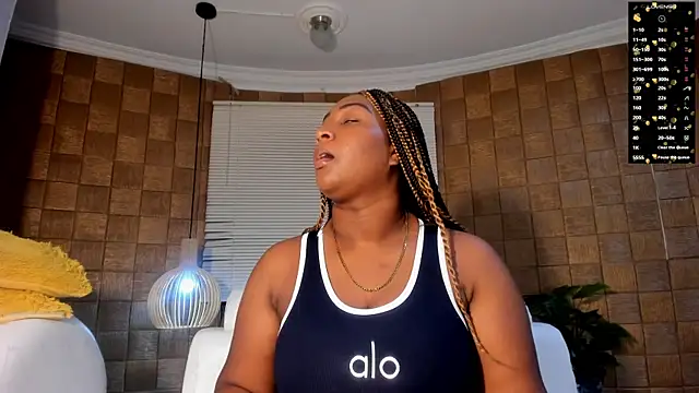 AmmyNoirr online show from December 5, 5:26 am