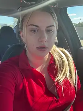 Snapshot of nicolesugarr chatting on October 24, 5:31 pm nicolesugarr online show from October 24, 5:31 pm