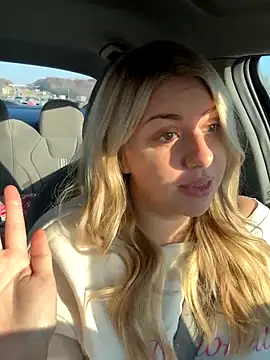 Snapshot of nicolesugarr chatting on November 14, 8:40 pm nicolesugarr online show from November 14, 8:40 pm