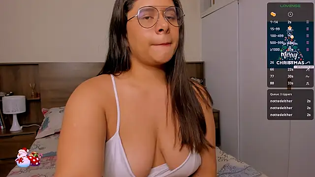 emily adams01 online show from December 31, 2:19 am