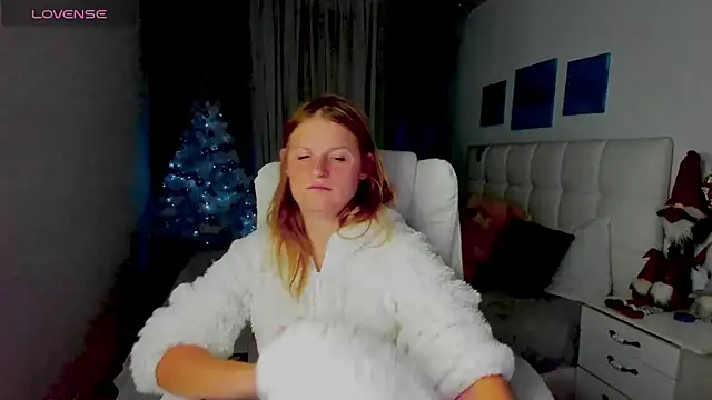 Kathlyn  Heath online show from December 24, 7:55 pm