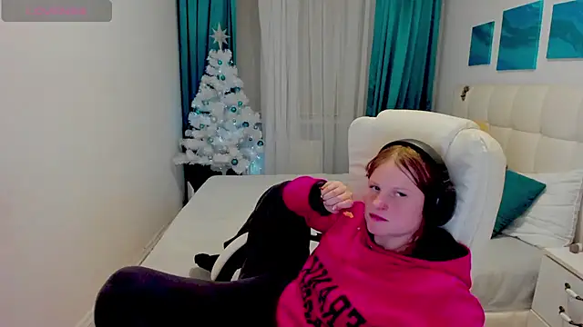 Kathlyn  Heath online show from December 27, 6:31 pm