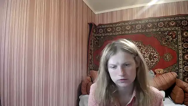 Kathlyn  Heath online show from September 16, 6:09 pm