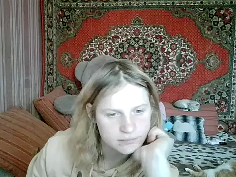 Kathlyn  Heath online show from December 18, 9:37 am