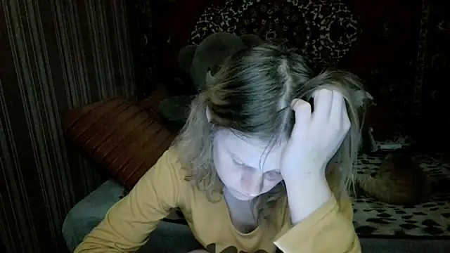 Kathlyn  Heath online show from December 18, 9:43 pm