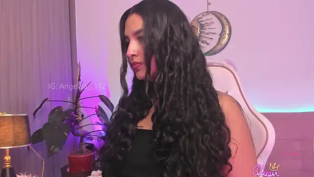 Snapshot of Anngel_1 chatting on January 17, 7:17 pm Anngel 1 online show from January 17, 7:17 pm