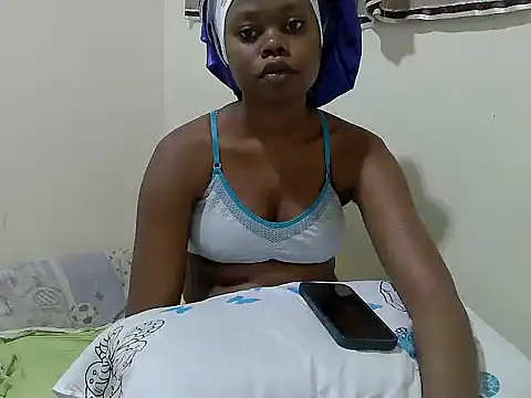 maggyjan online show from March 14, 11:43 pm