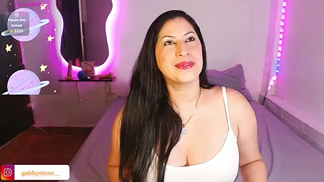 Gabby stone  online show from December 1, 11:32 pm