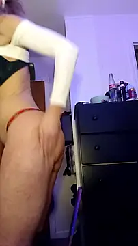 cammyquart online show from December 20, 1:23 am