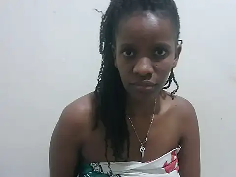 prettybeee online show from November 29, 5:32 am