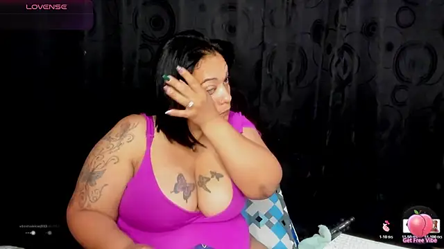 Snapshot of Sofie-Storm chatting on February 25, 10:36 am Sofie-Storm online show from February 25, 10:36 am