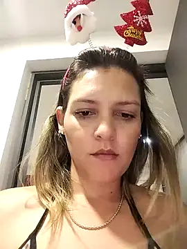 Mia Hampton online show from December 23, 10:55 pm