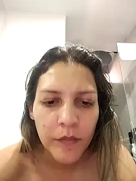 Mia Hampton online show from January 26, 8:45 pm