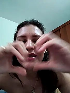 Mia Hampton online show from March 2, 10:27 pm