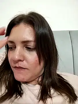 Mia Hampton online show from March 15, 3:18 am