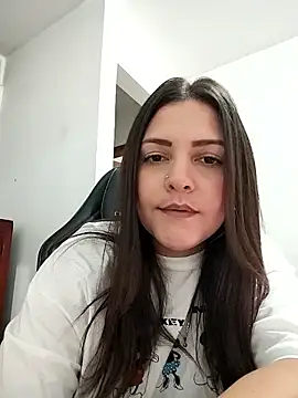 Mia Hampton online show from January 18, 6:44 pm