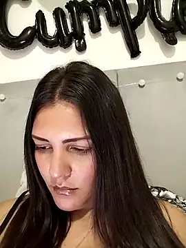 Mia Hampton online show from March 2, 9:43 pm