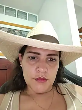Snapshot of Mia_Hampton chatting on May 31, 8:54 pm Mia Hampton online show from May 31, 8:54 pm