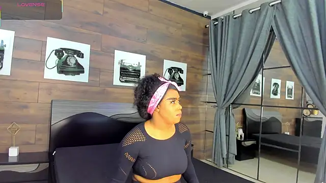 Briana Wells  online show from July 12, 12:29 pm