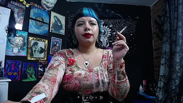 Yourmadame P online show from February 12, 9:22 pm