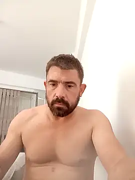 Snapshot of George21ek chatting on October 24, 12:01 pm George21ek online show from October 24, 12:01 pm