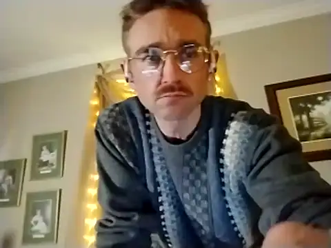 MaxSpadeErotica online show from March 10, 4:17 am