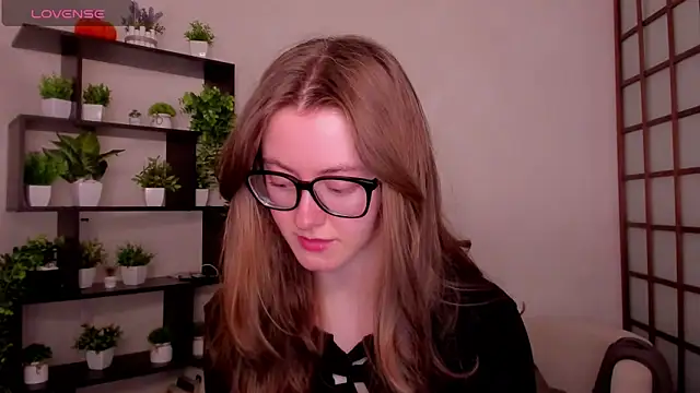 KateCuddle online show from March 24, 2:38 am