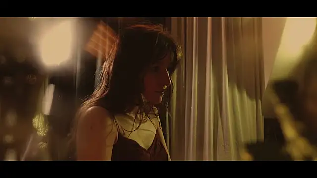 Snapshot of WebCora chatting on December 2, 6:14 pm WebCora online show from December 2, 6:14 pm