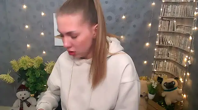 Snapshot of Sport_Tall_Doll chatting on March 11, 8:20 am Sport Tall Doll online show from March 11, 8:20 am