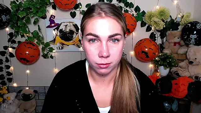 Snapshot of Sport_Tall_Doll chatting on October 27, 8:51 am Sport Tall Doll online show from October 27, 8:51 am