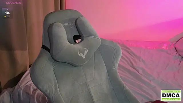 Snapshot of cute_thomas chatting on October 16, 4:30 pm cute thomas online show from October 16, 4:30 pm