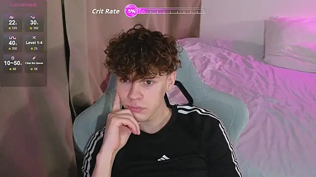 cute thomas online show from April 8, 7:36 pm