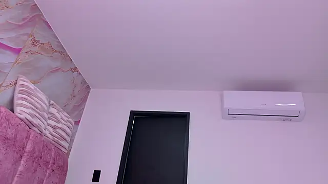 celeste sea online show from February 12, 7:20 pm