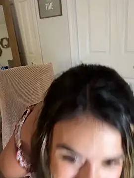 Wetbabygirlxo online show from September 27, 11:21 pm