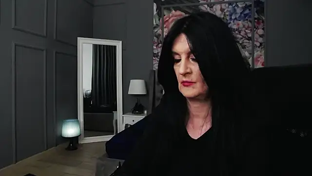 Snapshot of DomMelissaW chatting on February 15, 12:59 am DomMelissaW online show from February 15, 12:59 am