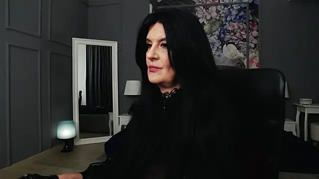 Snapshot of DomMelissaW chatting on February 16, 2:09 am DomMelissaW online show from February 16, 2:09 am