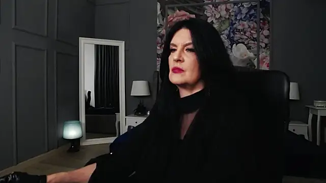 Snapshot of DomMelissaW chatting on March 18, 9:21 pm DomMelissaW online show from March 18, 9:21 pm