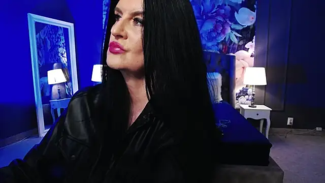Snapshot of DomMelissaW chatting on July 12, 8:44 pm DomMelissaW online show from July 12, 8:44 pm