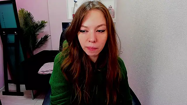 Persephoni online show from December 25, 5:37 am