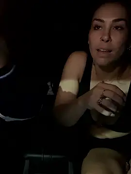 Snapshot of LeaGambit__ chatting on January 11, 3:33 am LeaGambit online show from January 11, 3:33 am