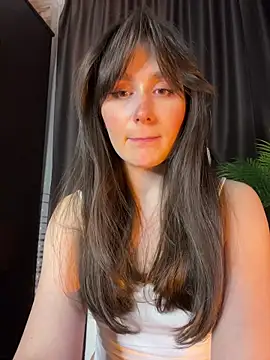 itssophiie online show from March 29, 5:35 pm