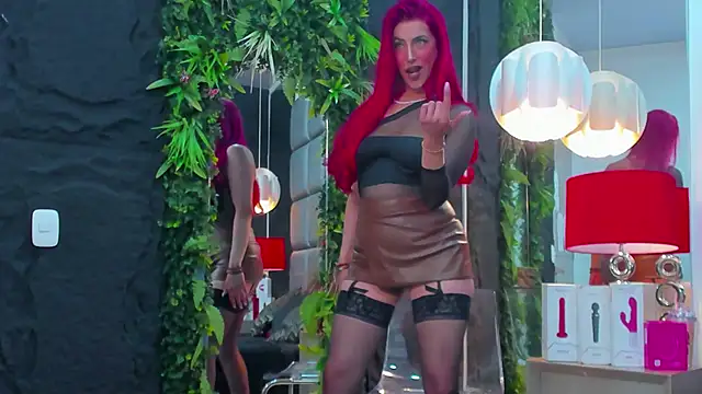 AllissaBrowm online show from February 5, 5:17 pm